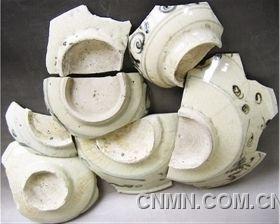 元代各類民用青花瓷器胎體斷面及底部圖示標本。