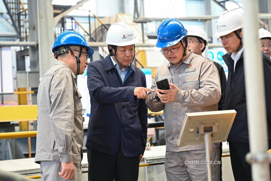 陳得信到湖南調(diào)研所屬企業(yè)